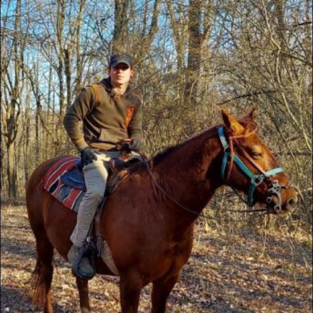 Meet your Posher, Hunter